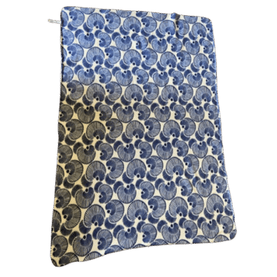 Kleed/plaid fleece blauw/wit met patronen